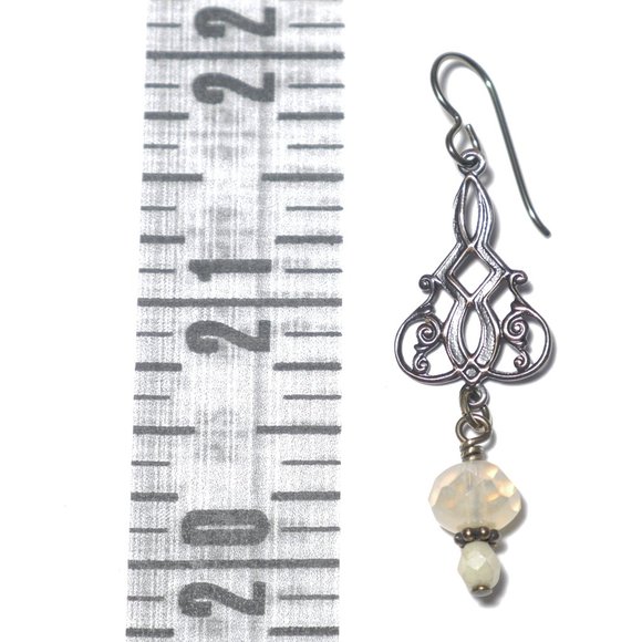 Hand Crafted Handmade Earrings Brass Filigree Cream Opalite Czech Glass … - Picture 4 of 5